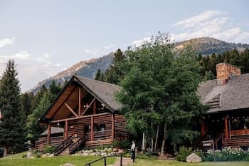 Lone Mountain Ranch