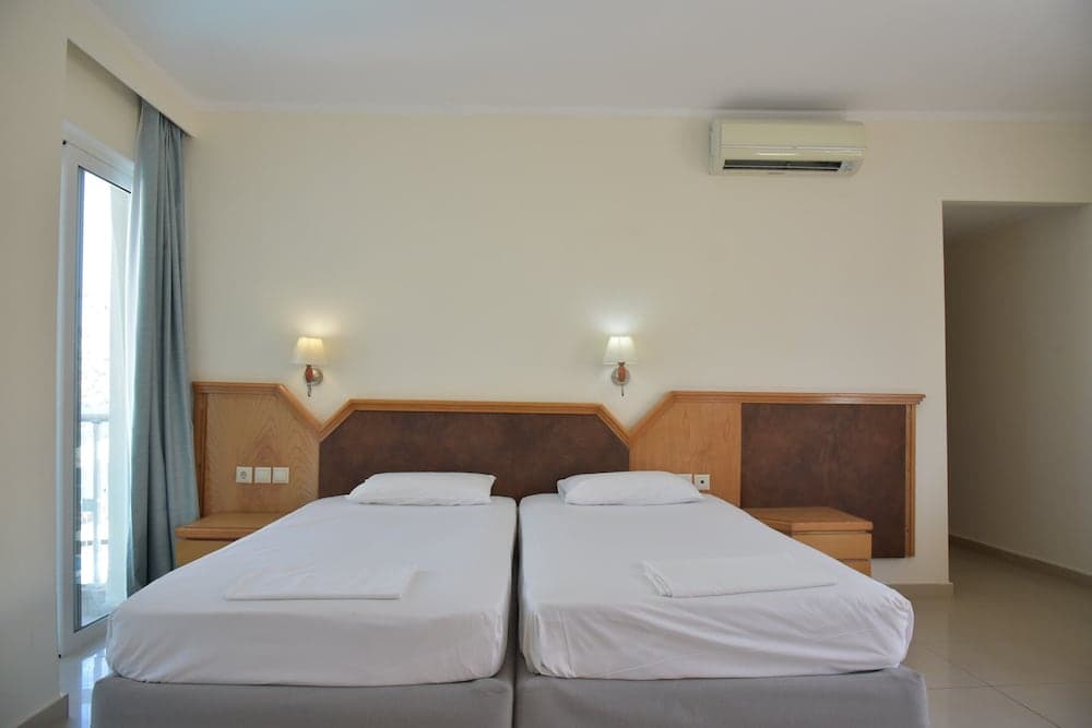 Bristol Sea View Apartments