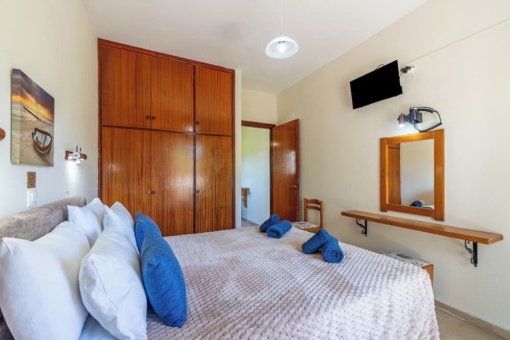 Angela Hotel and Apartments