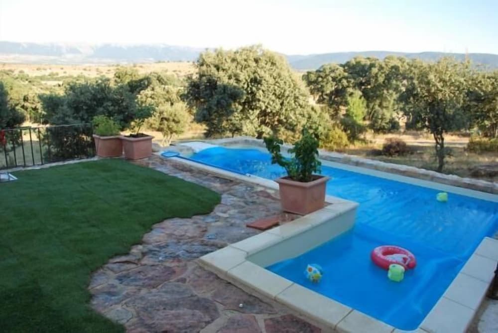 La Casona de Requijada