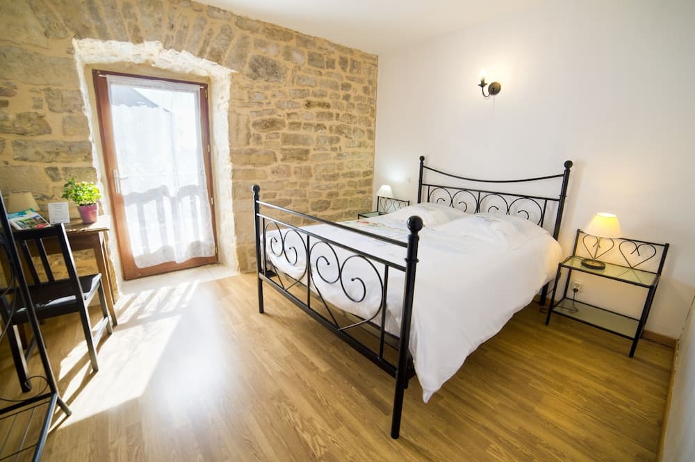 Chambres d'hôtes - Entre Dolmens et Fontaines