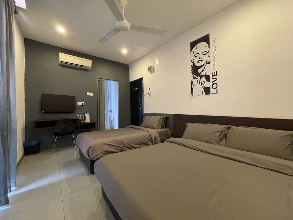 The Six Residences at JB Sentosa