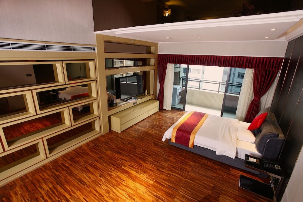 HeeFun Apartment Hotel GZ Poly D Plaza