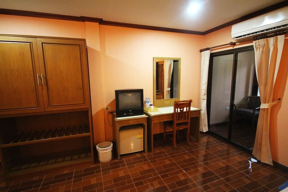 Lanta Sabai Hotel & Bungalows