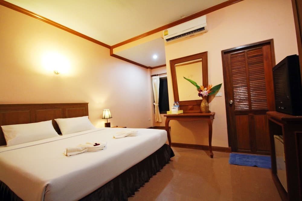 Lanta Sabai Hotel & Bungalows