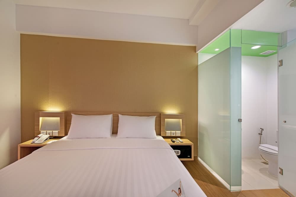 Whiz Prime Hotel Megamas Manado