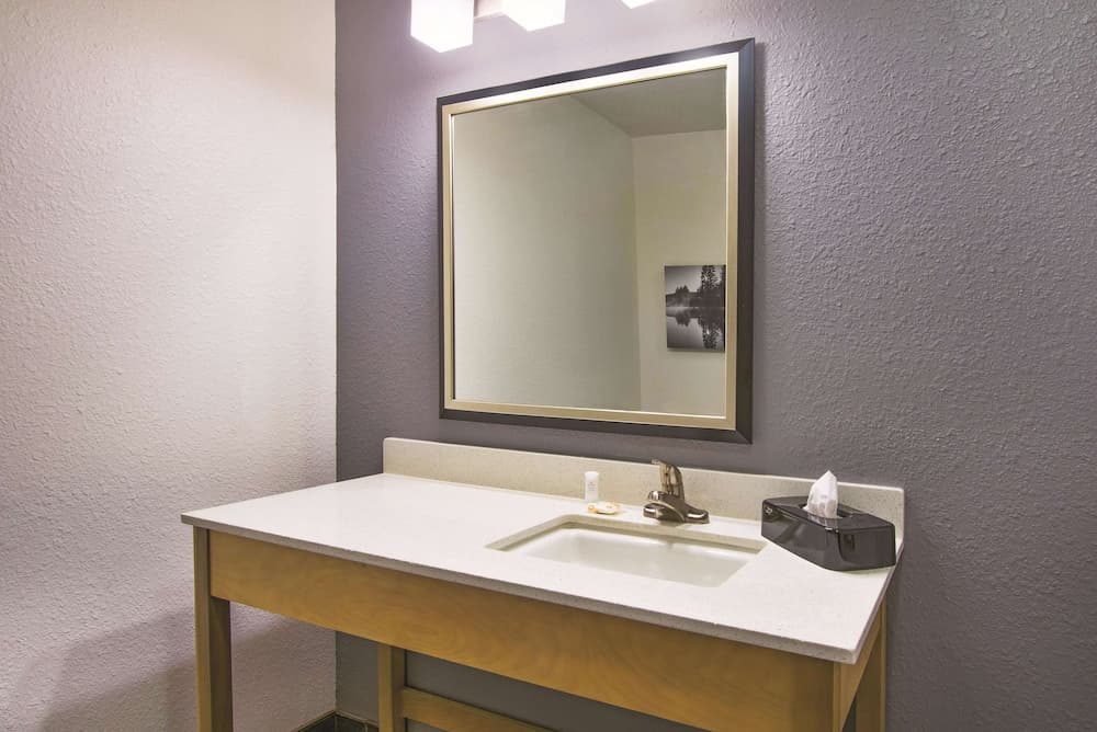 La Quinta Inn & Suites by Wyndham Morgantown