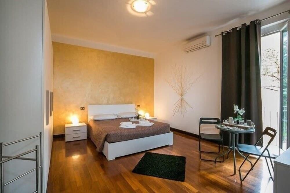 My Room Private Center