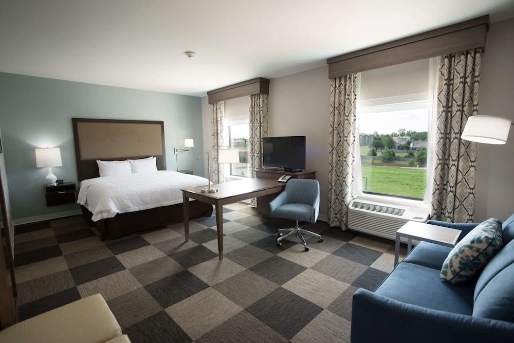 Hampton Inn & Suites Stillwater West