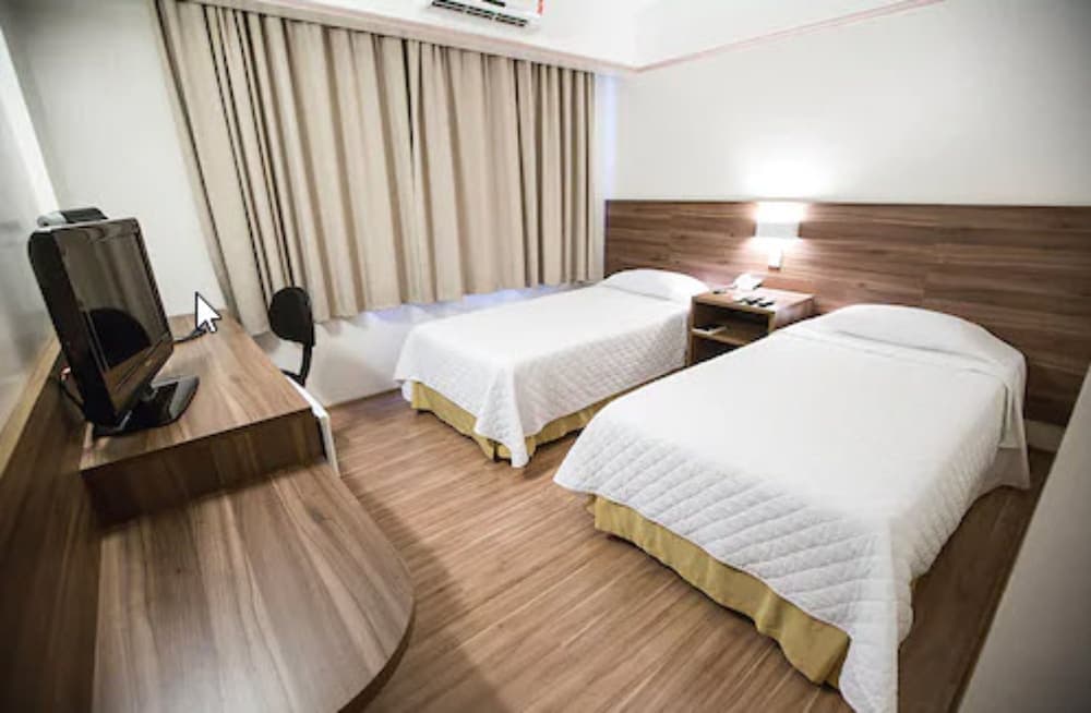 Mogano Business Hotel