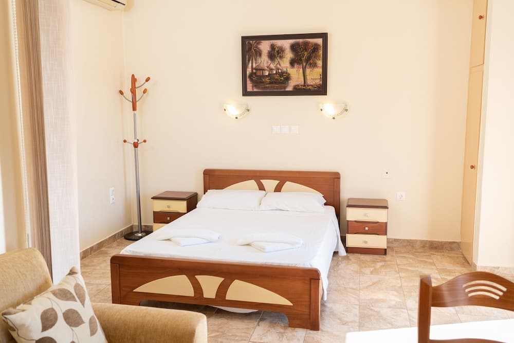 Lorenzo House Apartments