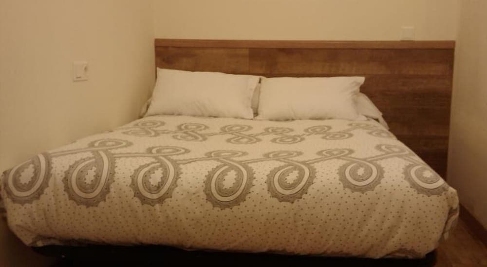 Apartamentos Reservas Leon