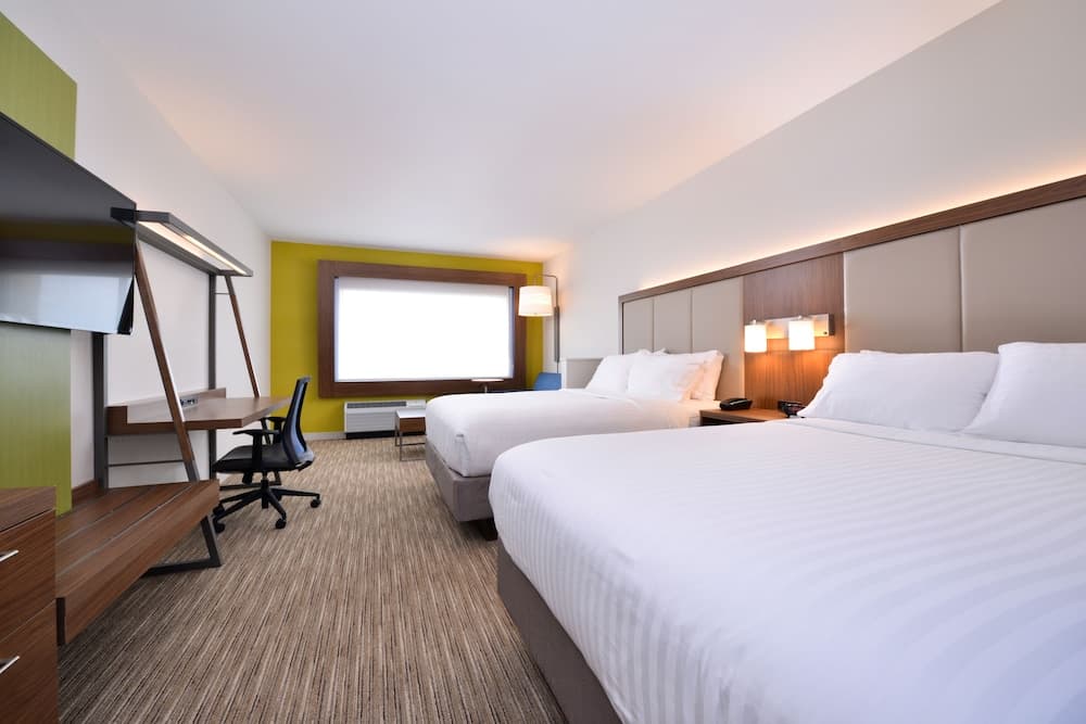 Holiday Inn Express & Suites Madison by IHG
