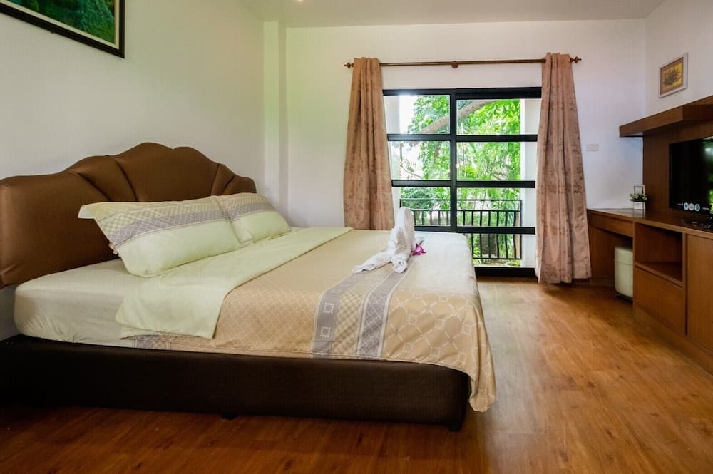 Chayada Garden House and Resort Hotel