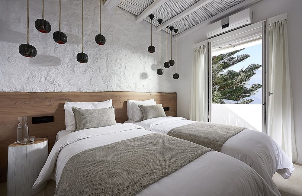 Delmar Apartments & Suites - Delmar Collection