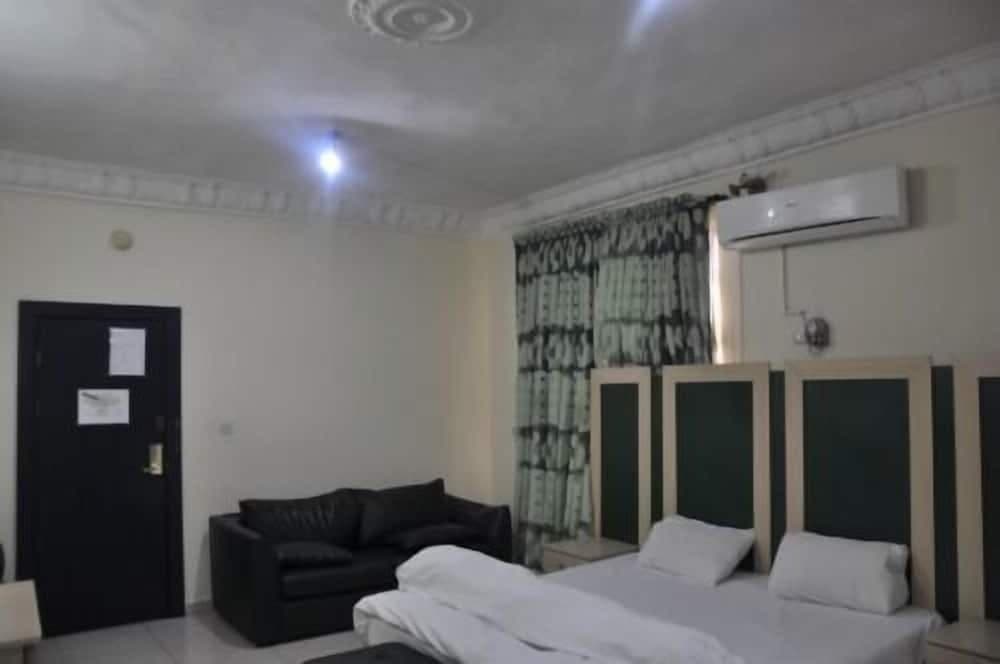 Vhelbherg Imperial Hotel