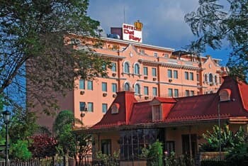 Hotel del Rey & Casino