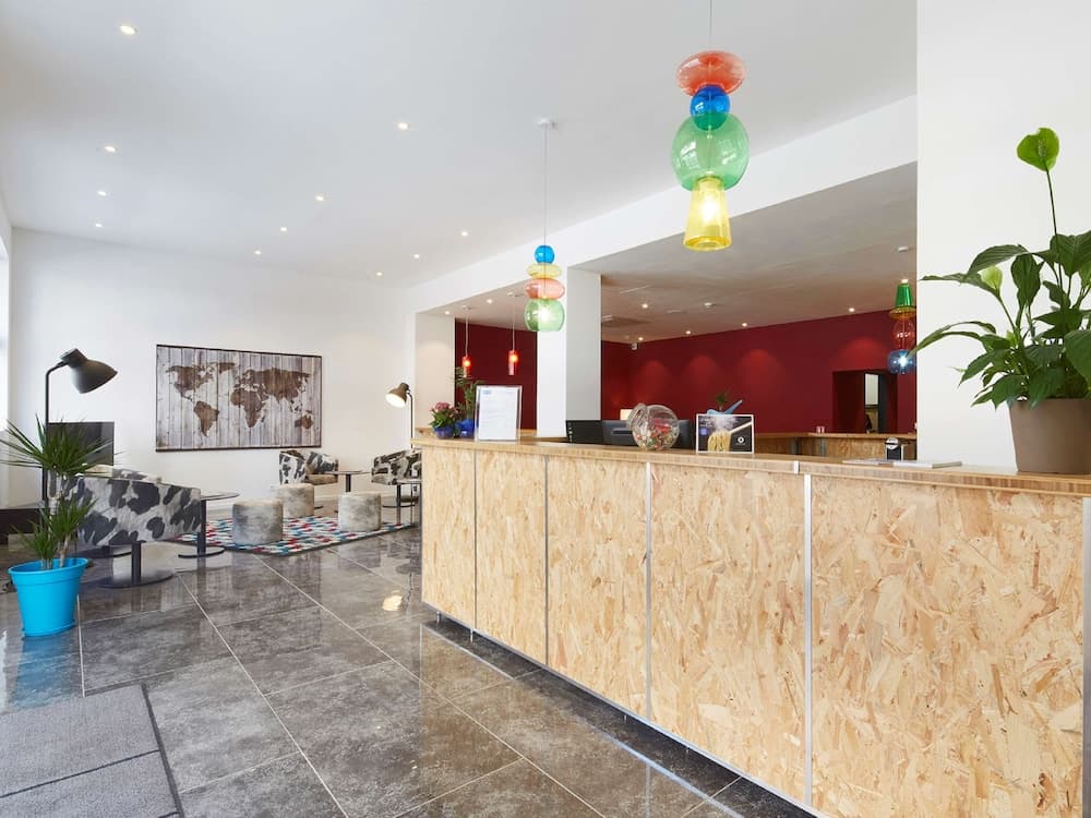 Kyriad Marseille Blancarde - Timone