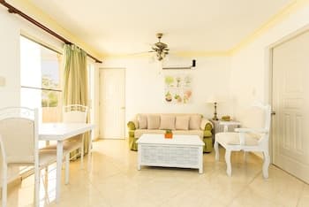 Apartment at Garden Condos