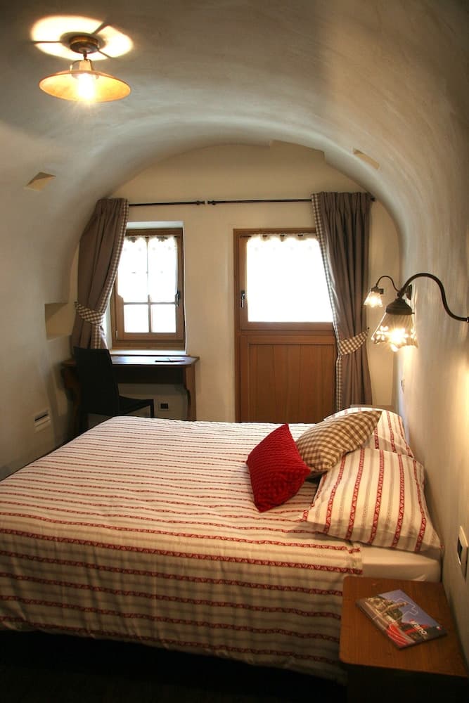 Ostello del Castello Tirano