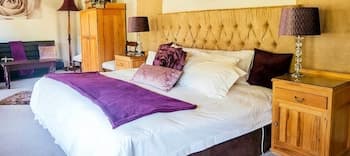 Hawklee Country House