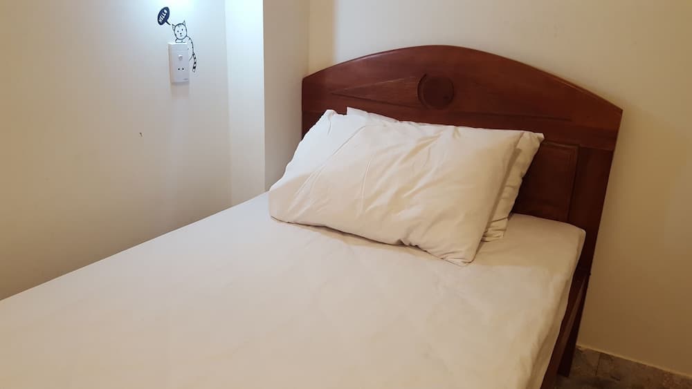 Glocal Beachside Hostel