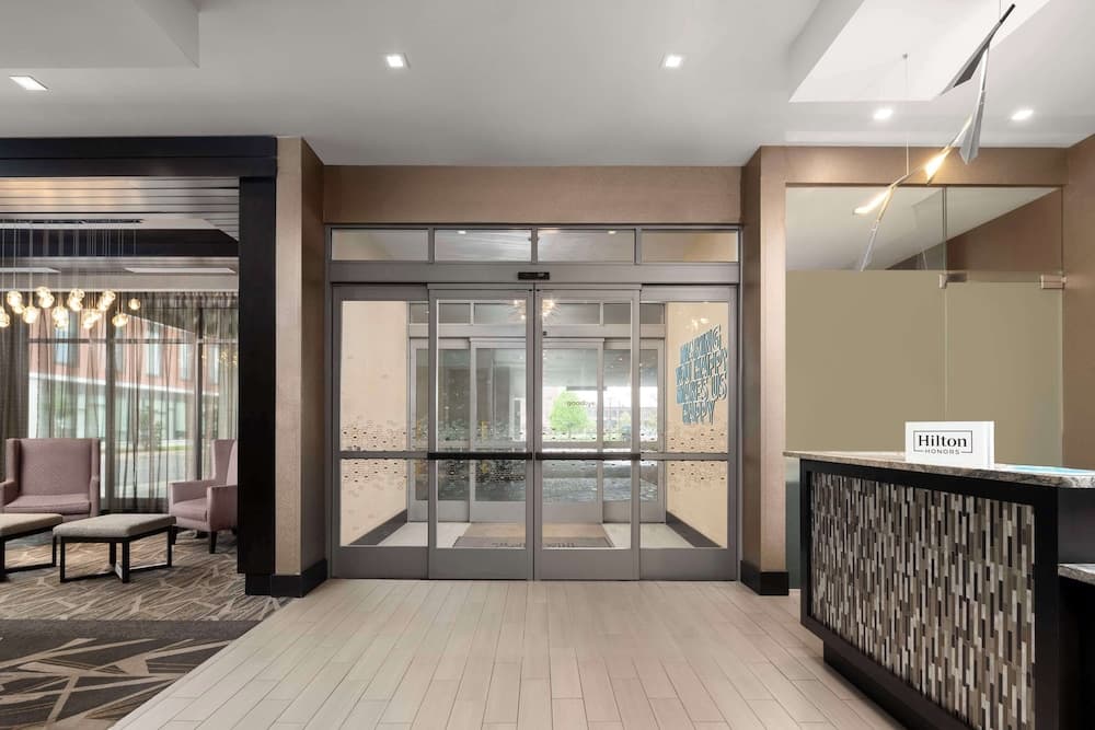 Hampton Inn & Suites Worcester