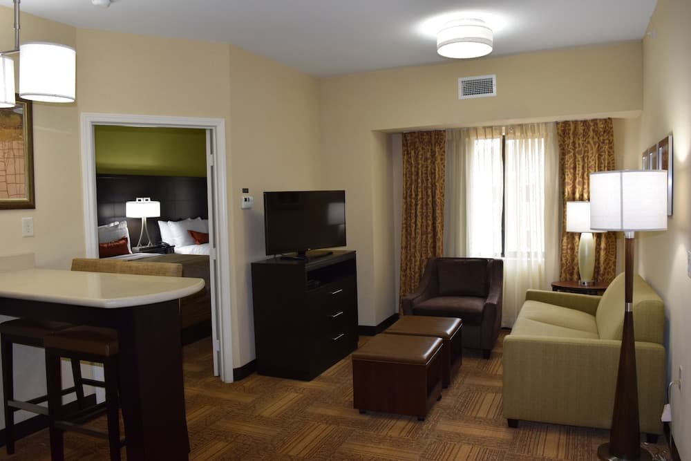 Staybridge Suites Tomball - Spring Area by IHG