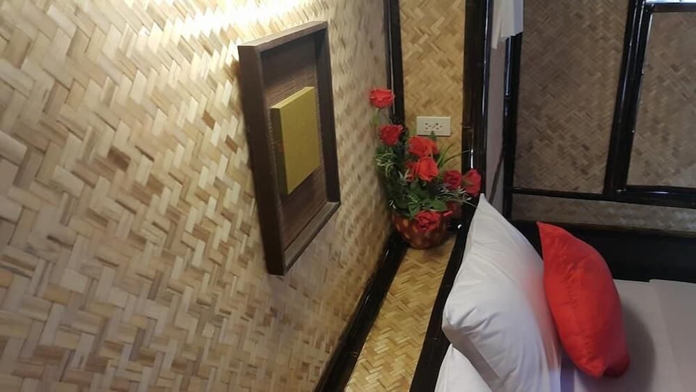 Eco Lanta Hideaway Beach Resort