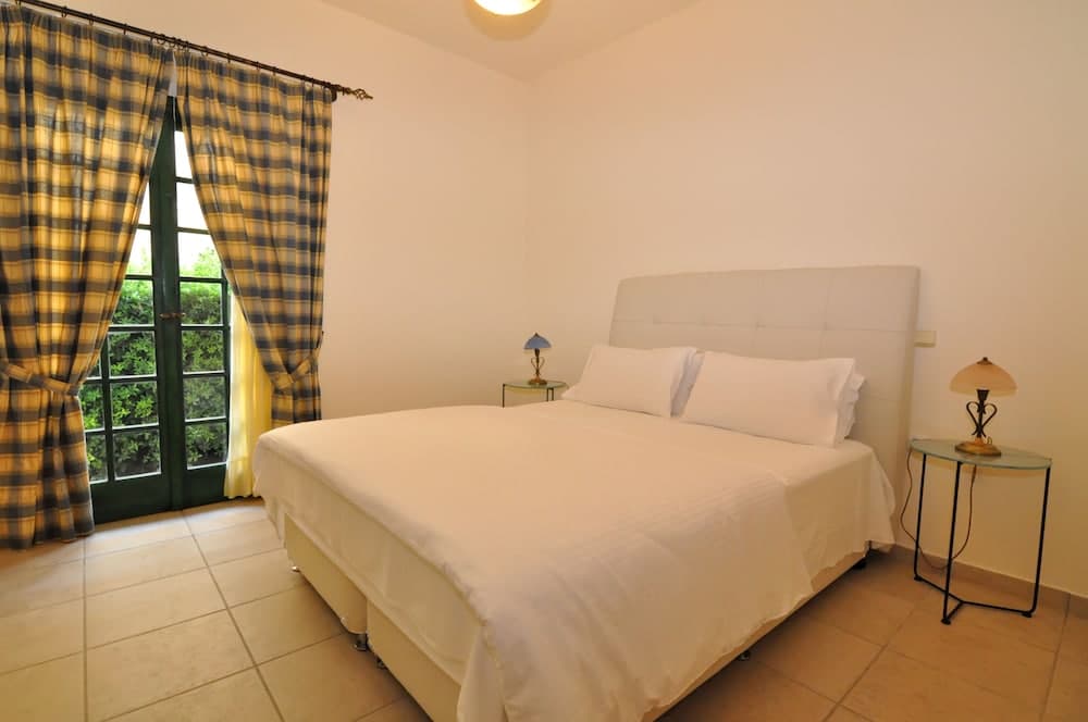 Ocean Village Apartments by Ocean Residences