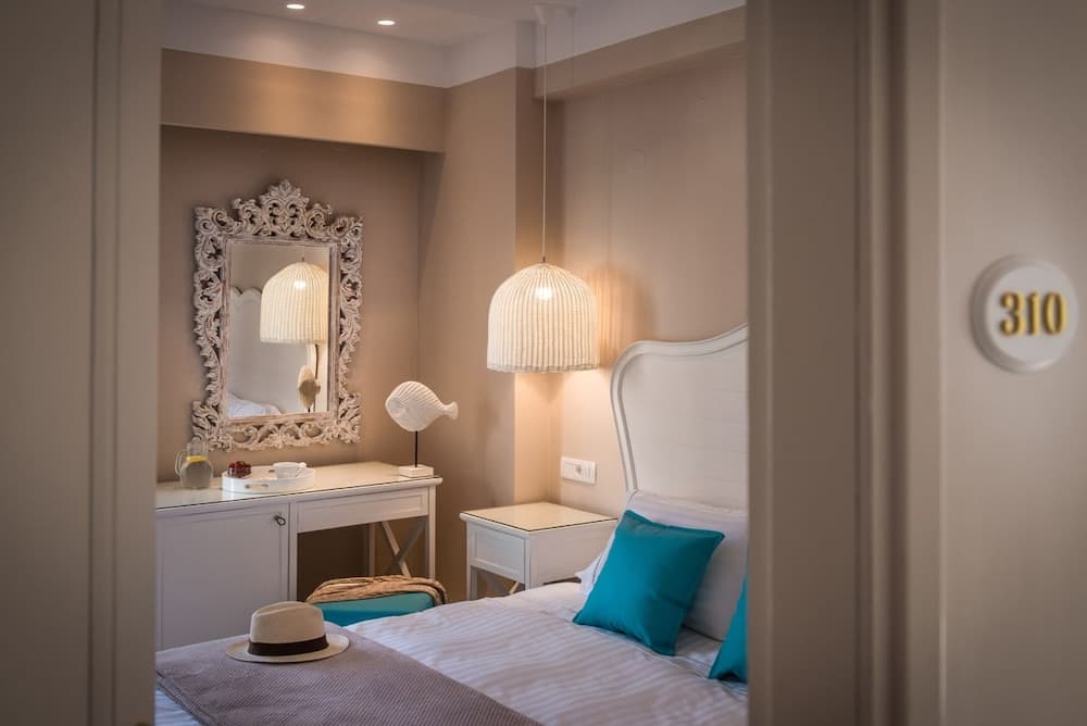 MARI KRISTIN Beach Hotel - Adults Only