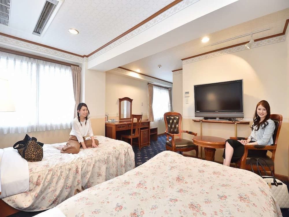 Beppu Station Hotel
