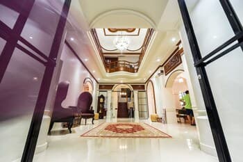 Tambayan Capsule Hostel