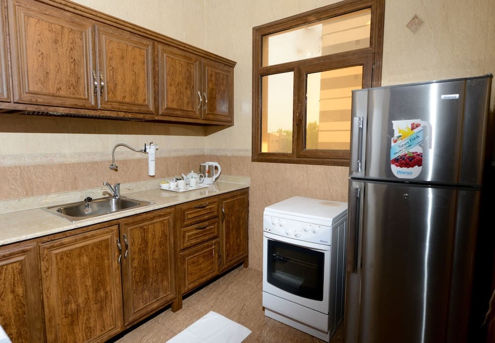 Relax Inn Hotel Apartment Fahaheel