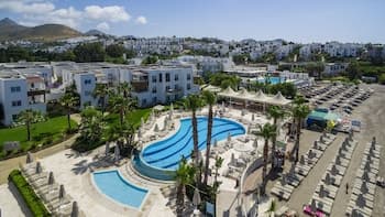 Armonia Holiday Village & Spa