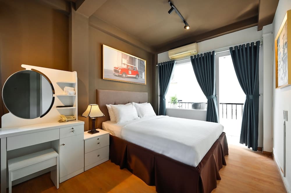 The Noble Swan Wood Park Hotel