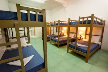 Base Villa Phnom Penh - Hostel