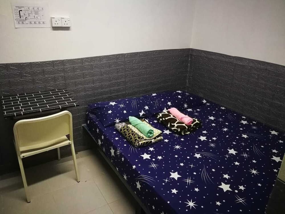 Kemaman Lodge & Cafe - Hostel