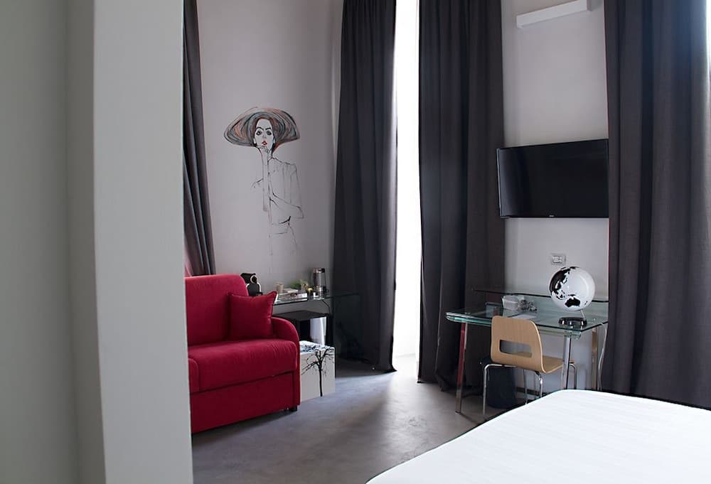 Piazza Castello Suite