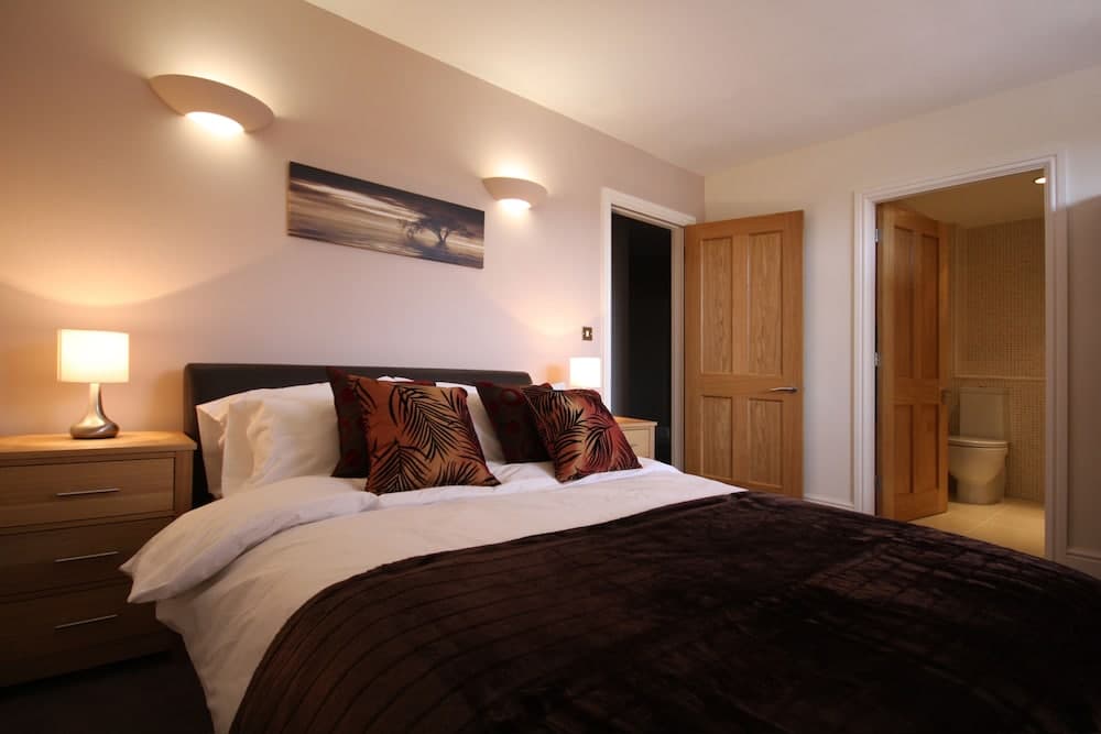 Berkshire Rooms - Wokingham