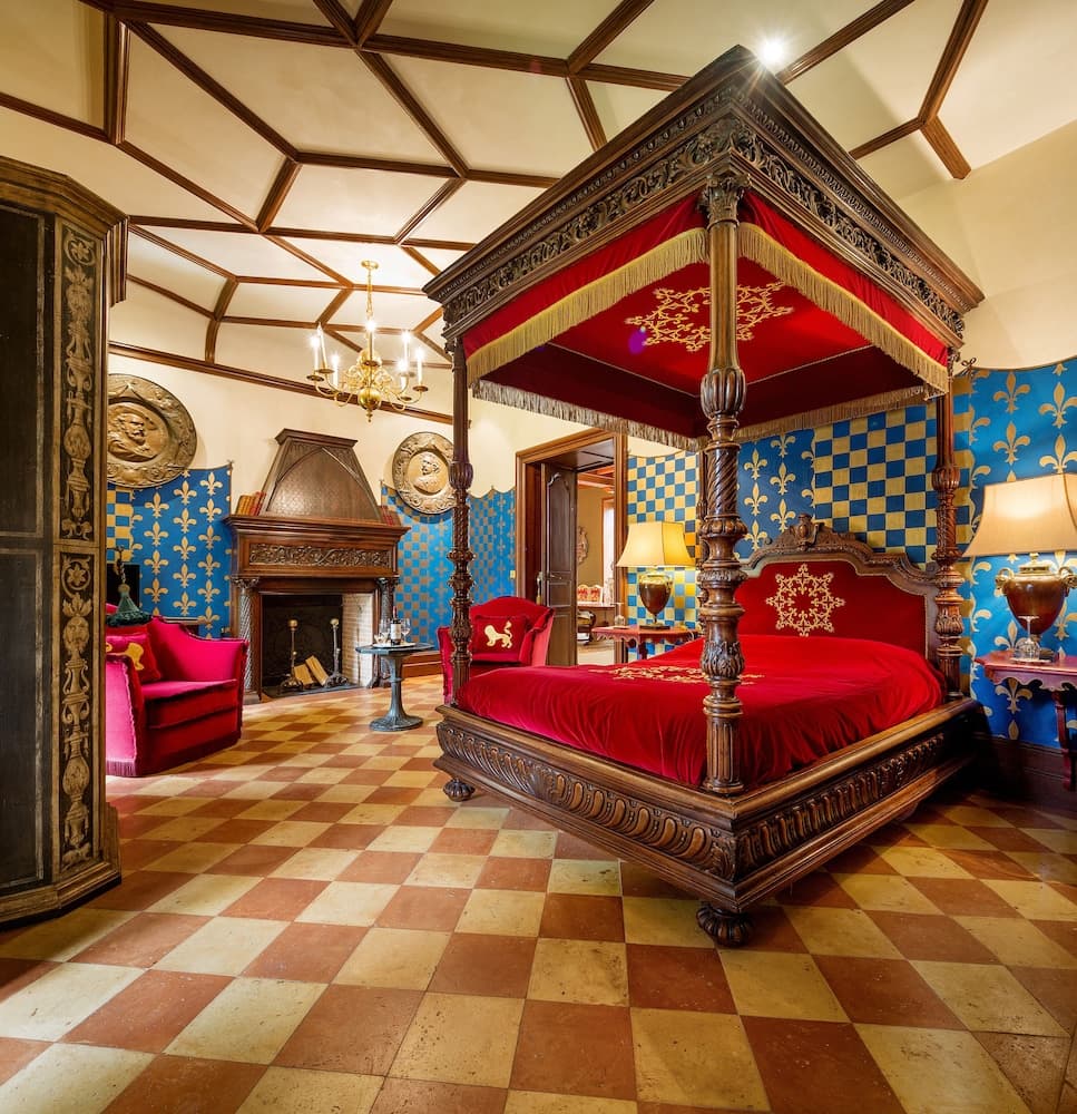 Château La Tour Carnet - B.Magrez Luxury Wine Experience