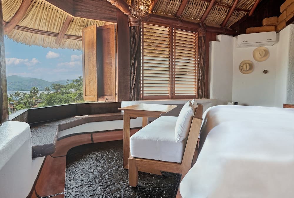 La Villa Luz Adults Only