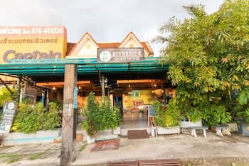 OYO 75304 Riverside Guesthouse