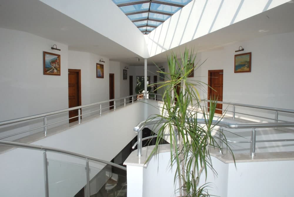 Gallery image 4