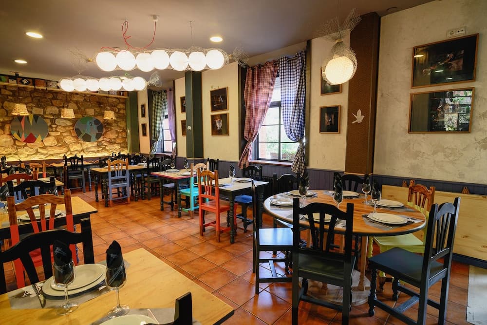 Albergue Cueva de Valporquero