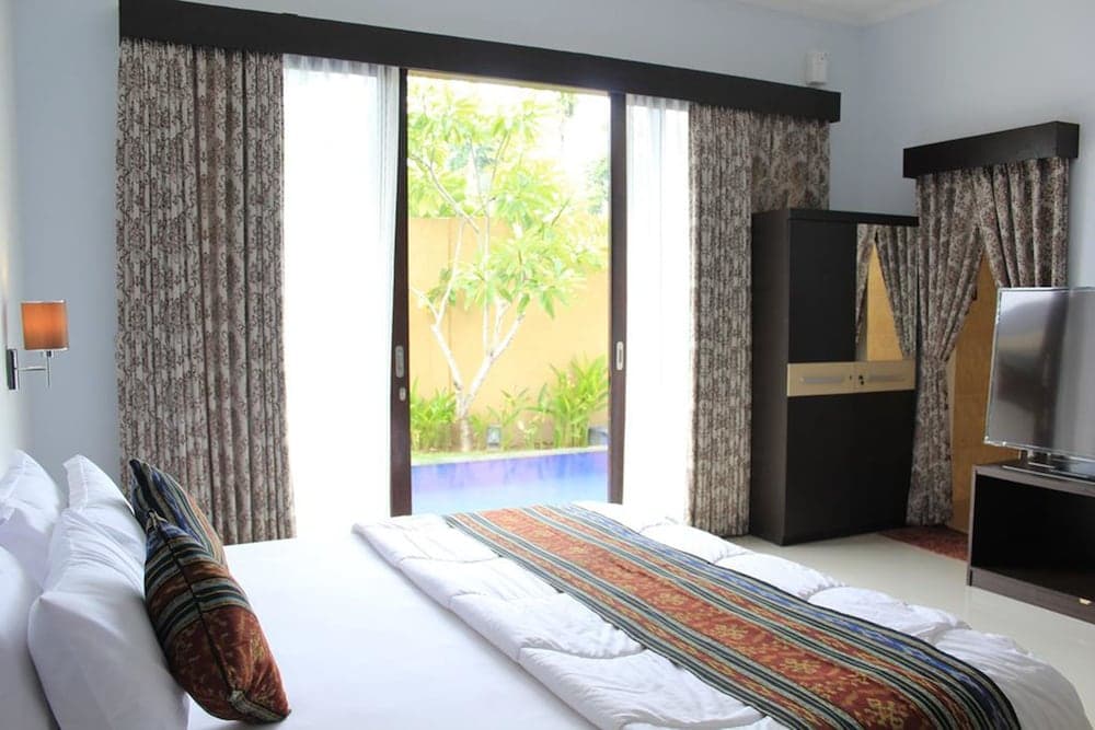 Grand Nismara Villa Seminyak