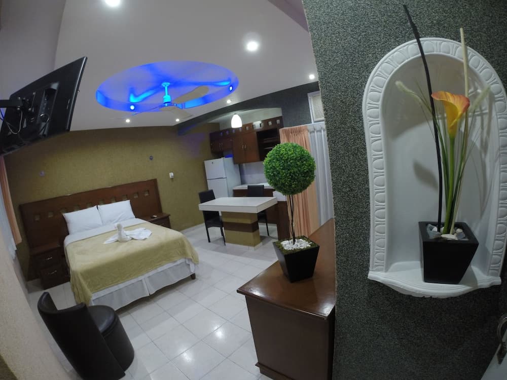 Hotel & Suites Country