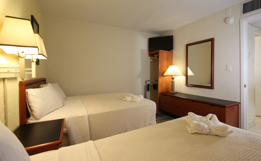 The Crusader Oceanfront Family Resort