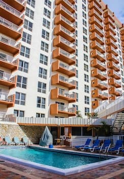 Fort Lauderdale Beach Resort by VRI Americas