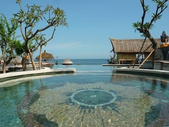 Classic Beach Villas